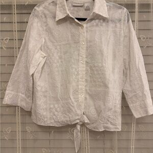 ALFRED DUNNER | EMBROIDERED WHITE BUTTON UP | SIZE 8 | GENTLY WORN